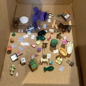 Miniatures Dollhouse Assortment